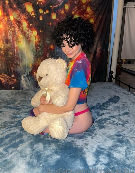 lilmissprecious free model pictures