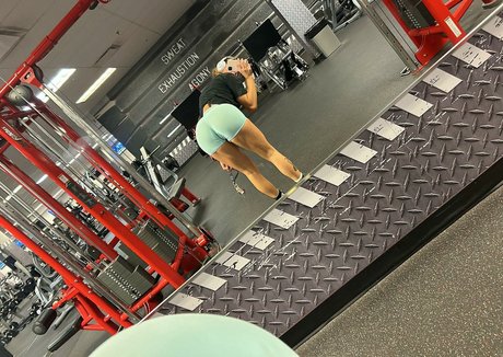 lolcaughtureye hd pornstar images