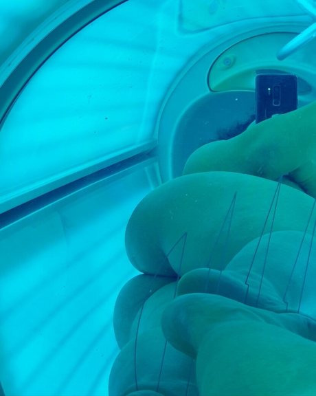 quadsqueeen nude actress photos