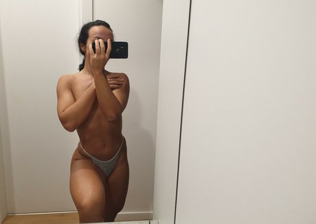 quadsqueeen top pornstar pictures