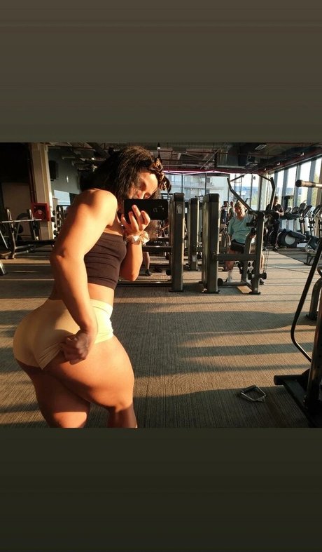 quadsqueeen pornographic actress photo