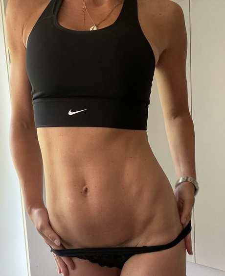 black kitty onlyfans sexy photo