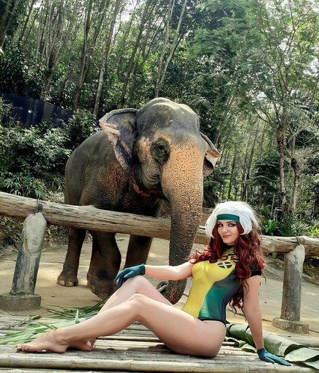 AGflower Cosplay star beautiful pics