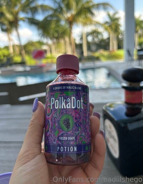 badlilshego star hot pictures