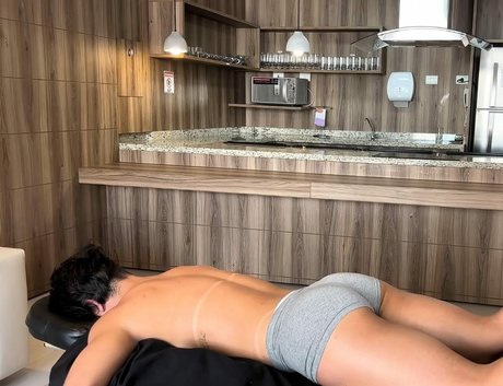 tattooed shemale onlyfans porno photos