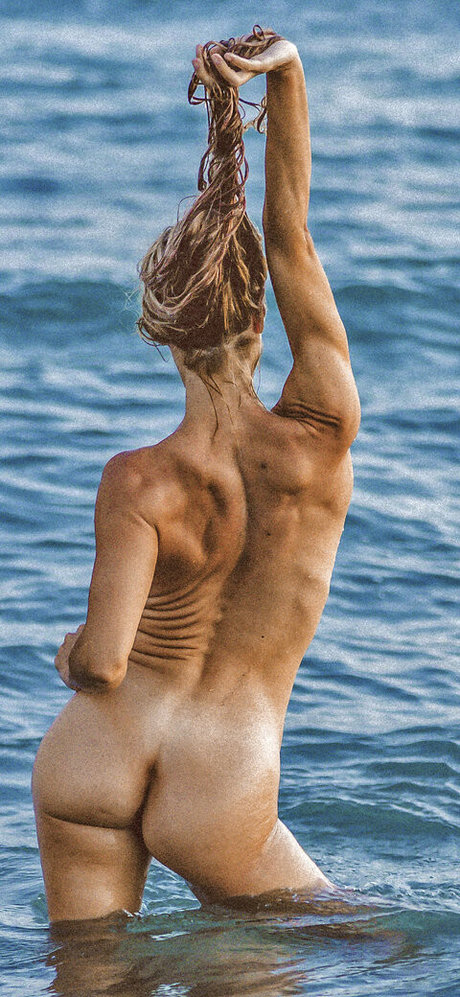 skinny shemale onlyfans free naked picture