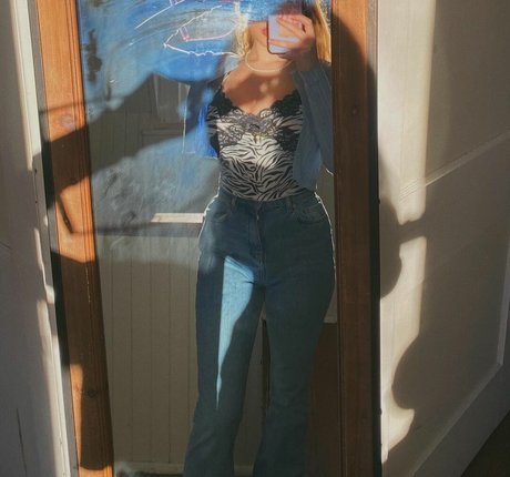 Emily Kyte erotic pornstar images