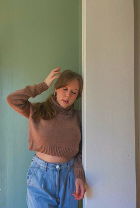 redhead ass onlyfans naked pic