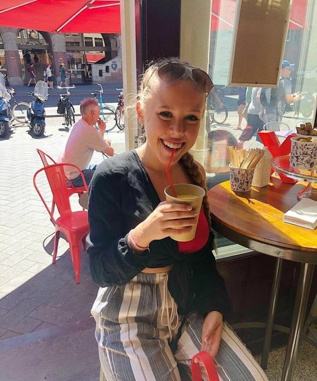 popular asian onlyfans erotic archive