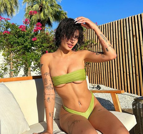 unknown onlyfans nudes image