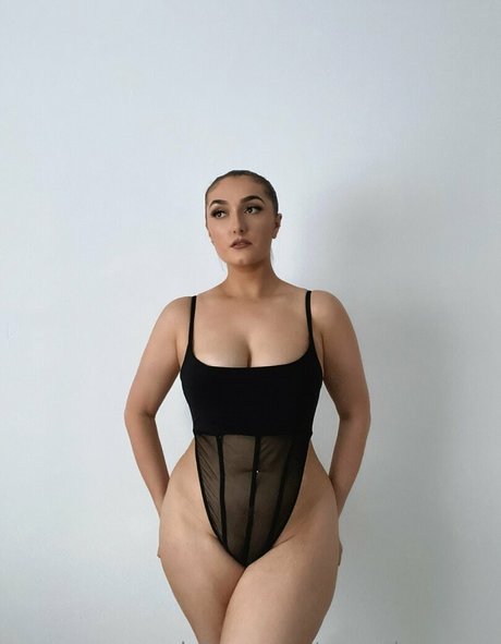 sammiewarren top actress images