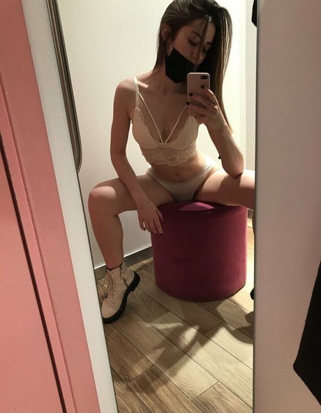 undressing onlyfans exclusive photos