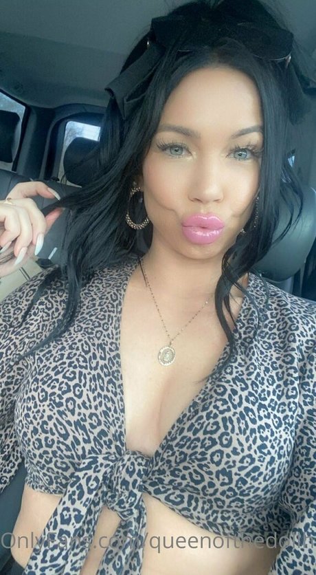 queenofthedollhouse sex model archive