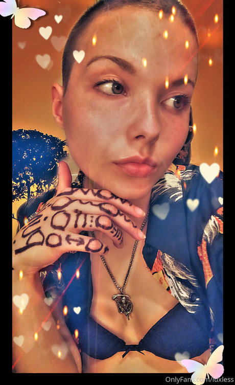 punksmutt beautiful actress pics