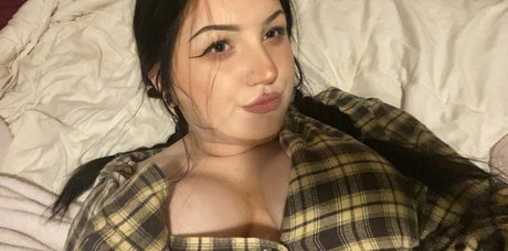 moaningbrat star perfect galleries