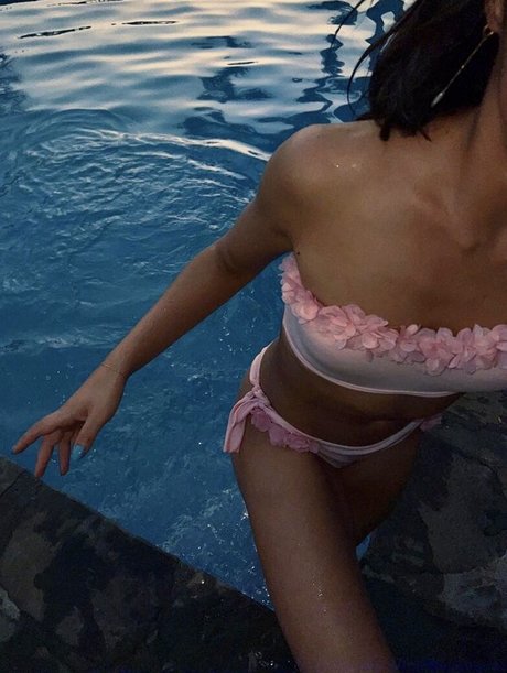 Vanessa Bauer xxx model pictures