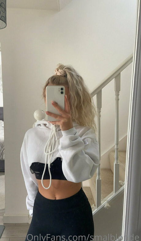 smalblonde star xxx pics