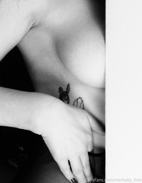 nylonmerbaby art model img