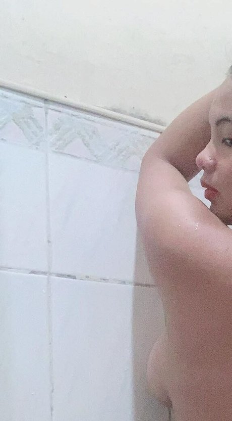 Maximus Seft sexy actress picture