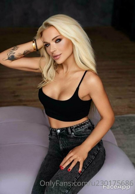 Julesblodna39 star erotic photos