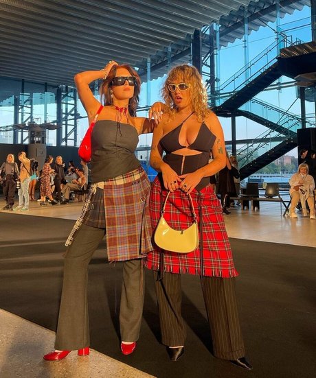 Zigs Mom star nudes photos