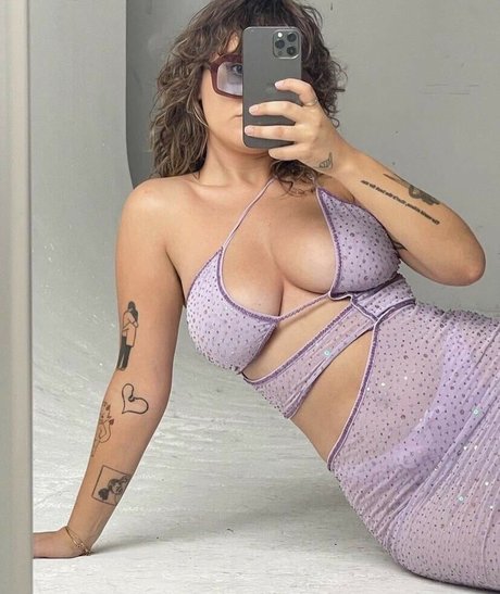 Zigs Mom naked pornstar gallery