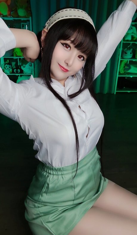 monamisa sexy model photo