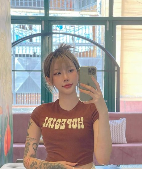 Xgina porn actress gallery