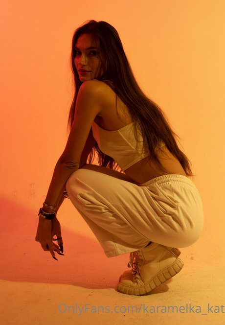 karamelka kat pornstar perfect pic