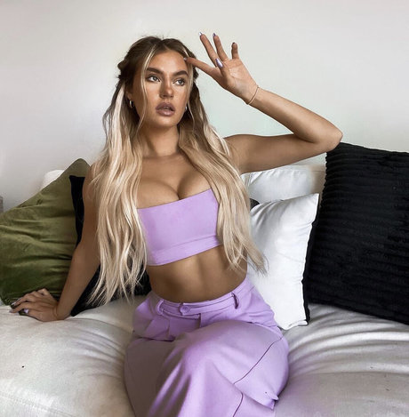 meganajames free model pics