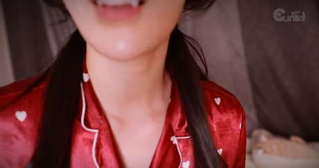 Eunzel ASMR star sexy images