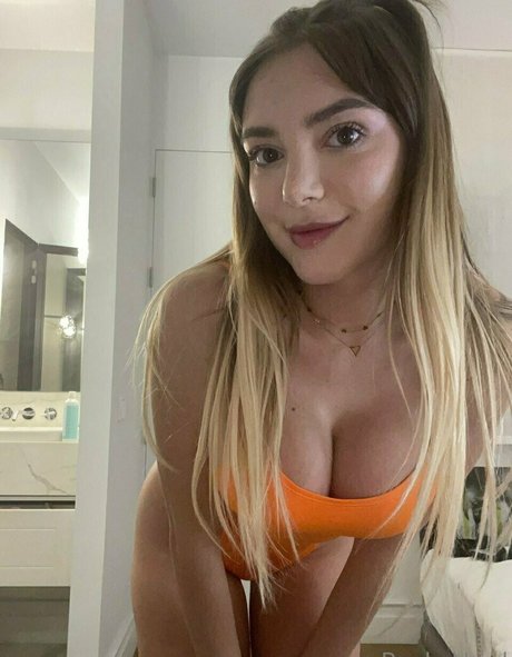 Paolahard erotic actress gallery