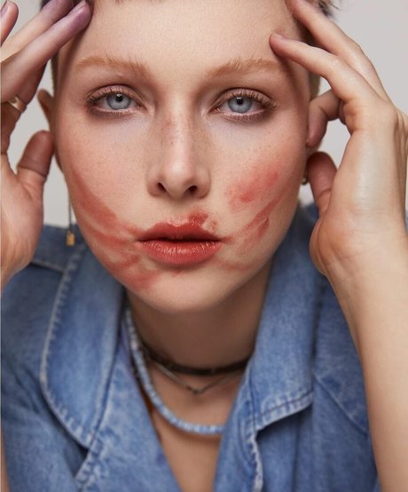 Molly Quinn pornstar beautiful picture