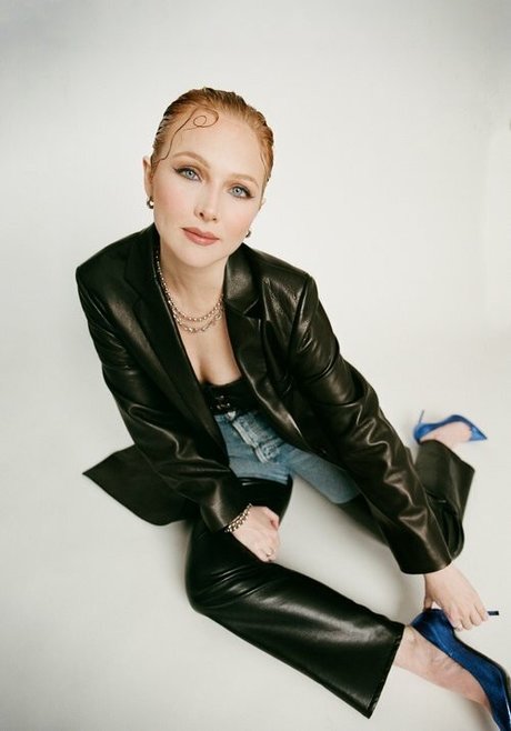 Molly Quinn star pretty img