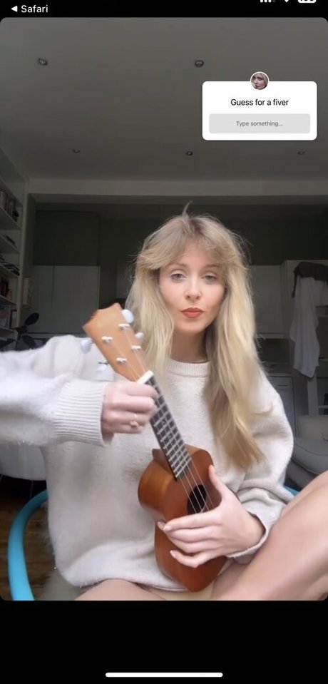 Diana Vickers model pretty photo