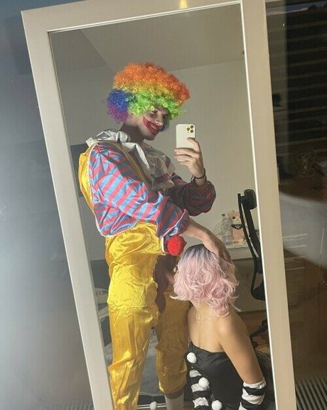 amateur redhead onlyfans art naked img