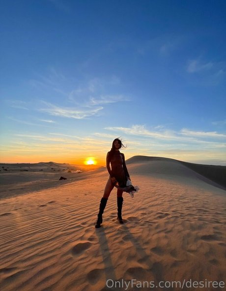 desiree hot model photo