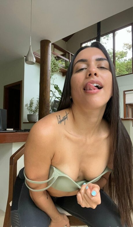 fablazed free hot actress image