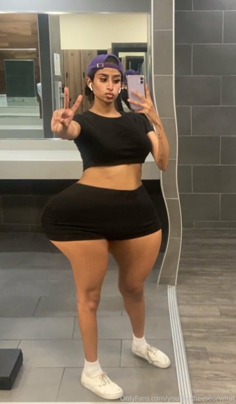 theultimatedeciever porn model pic