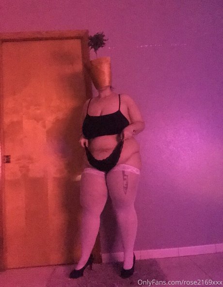 kushunlimited free model photo