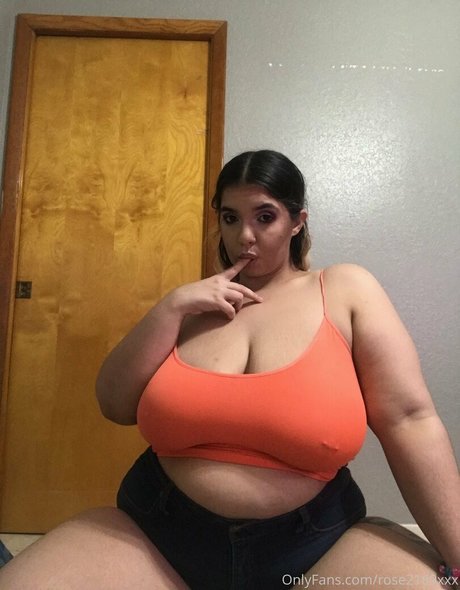 kushunlimited adult star photo