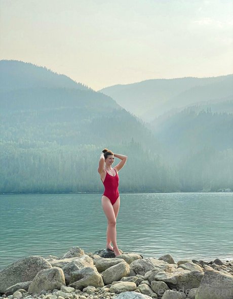 gooncalendar star art pics