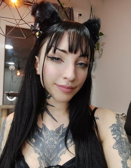 sikoisdeadvip star nudes image