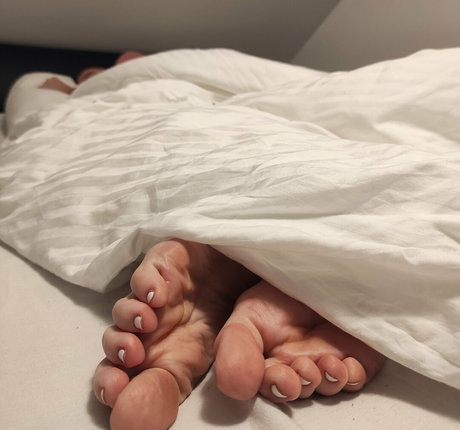 footjobsqueen model naked photos