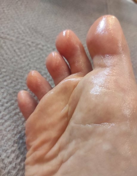 footjobsqueen high quality actress img