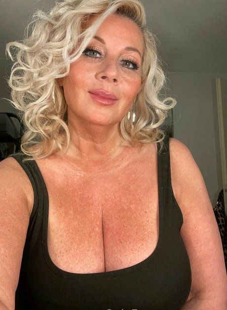 elixerr pretty pornstar images