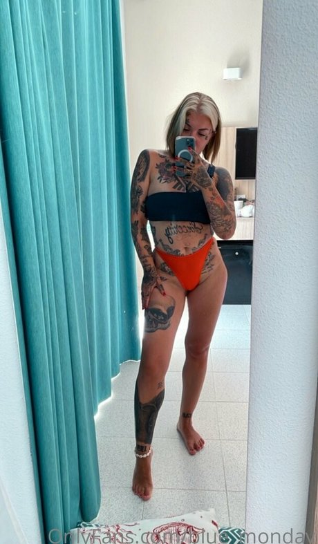 blue monday pretty pornstar gallery