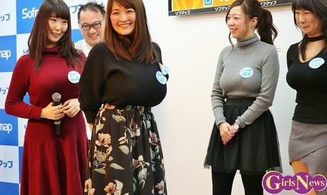 momomomose model hot pic