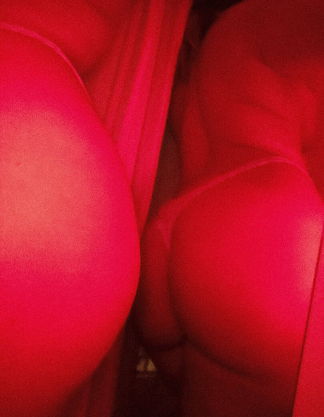 clara corvie model perfect img