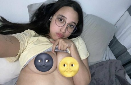 babyfreery erotic star archive